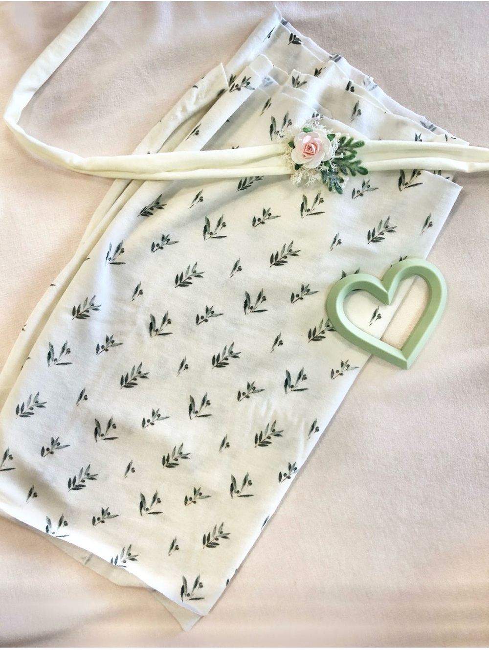 Newborn Photography Swaddle Wrap & Tieback - Neutral & Simple